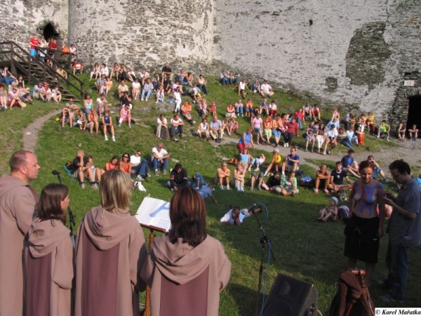 koncert na hradu Bezděz